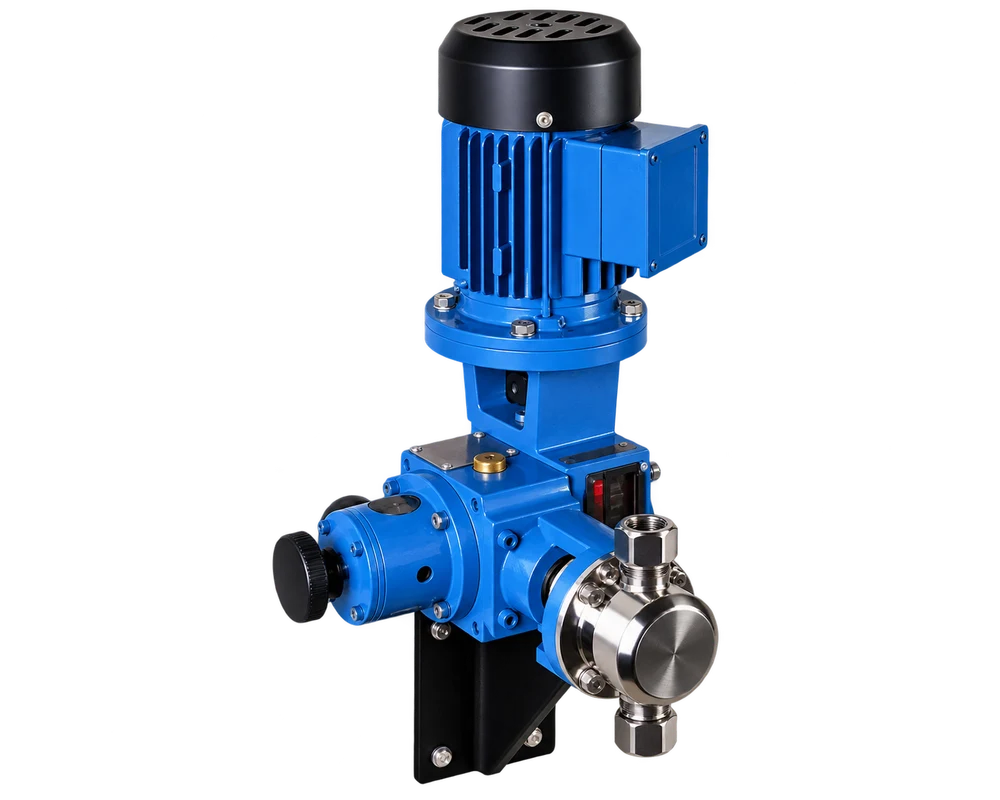 Vertical plunger metering pump with a stainless steel liquid end